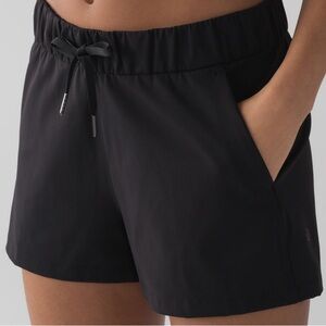 Lululemon On the Fly Shorts 2.5” 6